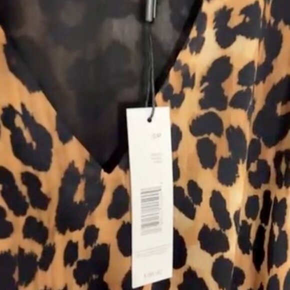 NWT Tahari leopard print long sleeve blouse animal print peplum flowy top tan - Picture 6 of 7